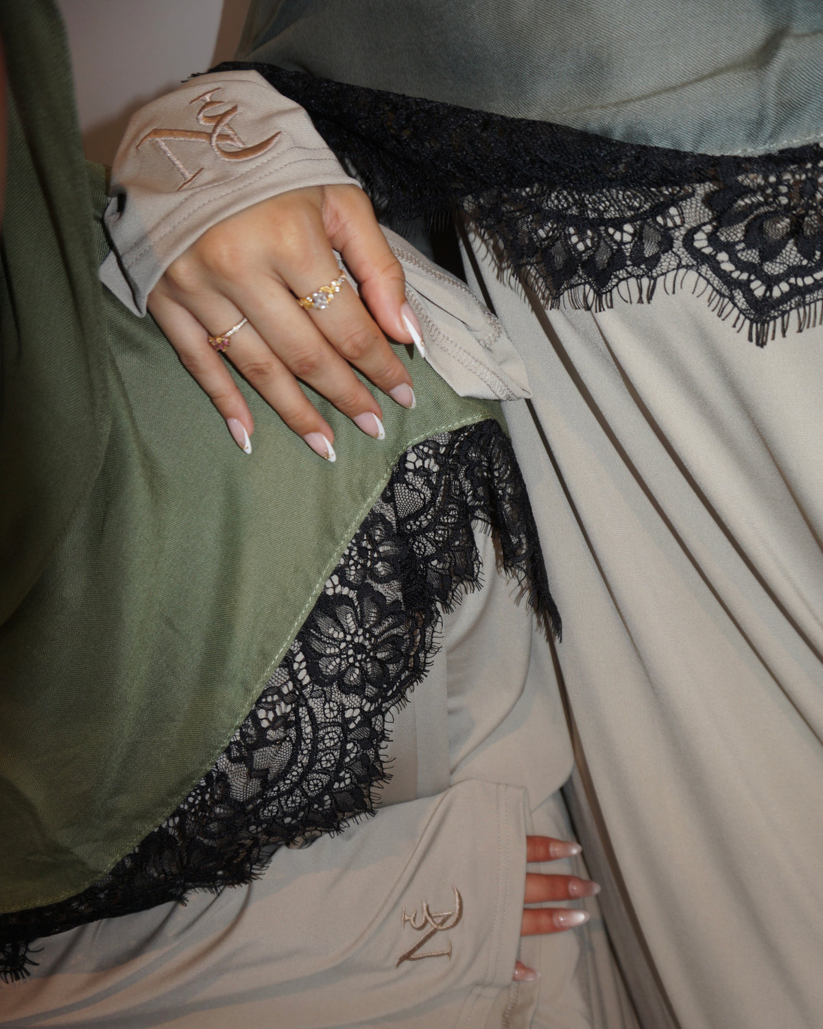 STONE VEIL- Premium Jersey Abaya